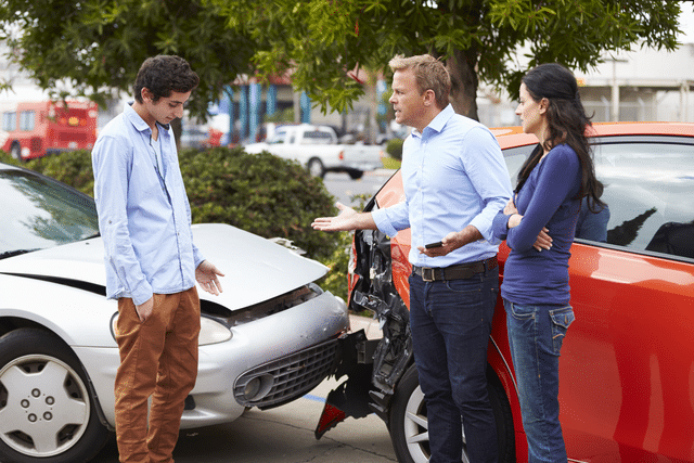 How to Prove Negligence in a Car Accident Case with a Lawyer's Help