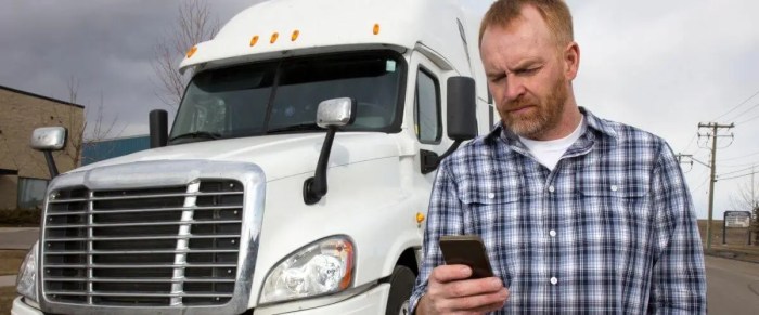 How Truck Accident Lawyers Handle Insurance Companies